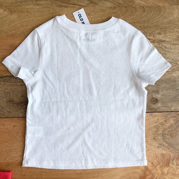 🧸 SALE! (5/$15, 8/$22, 12/$30) Paw Patrol shirt & red shorts 2T - Picture 2 of 5